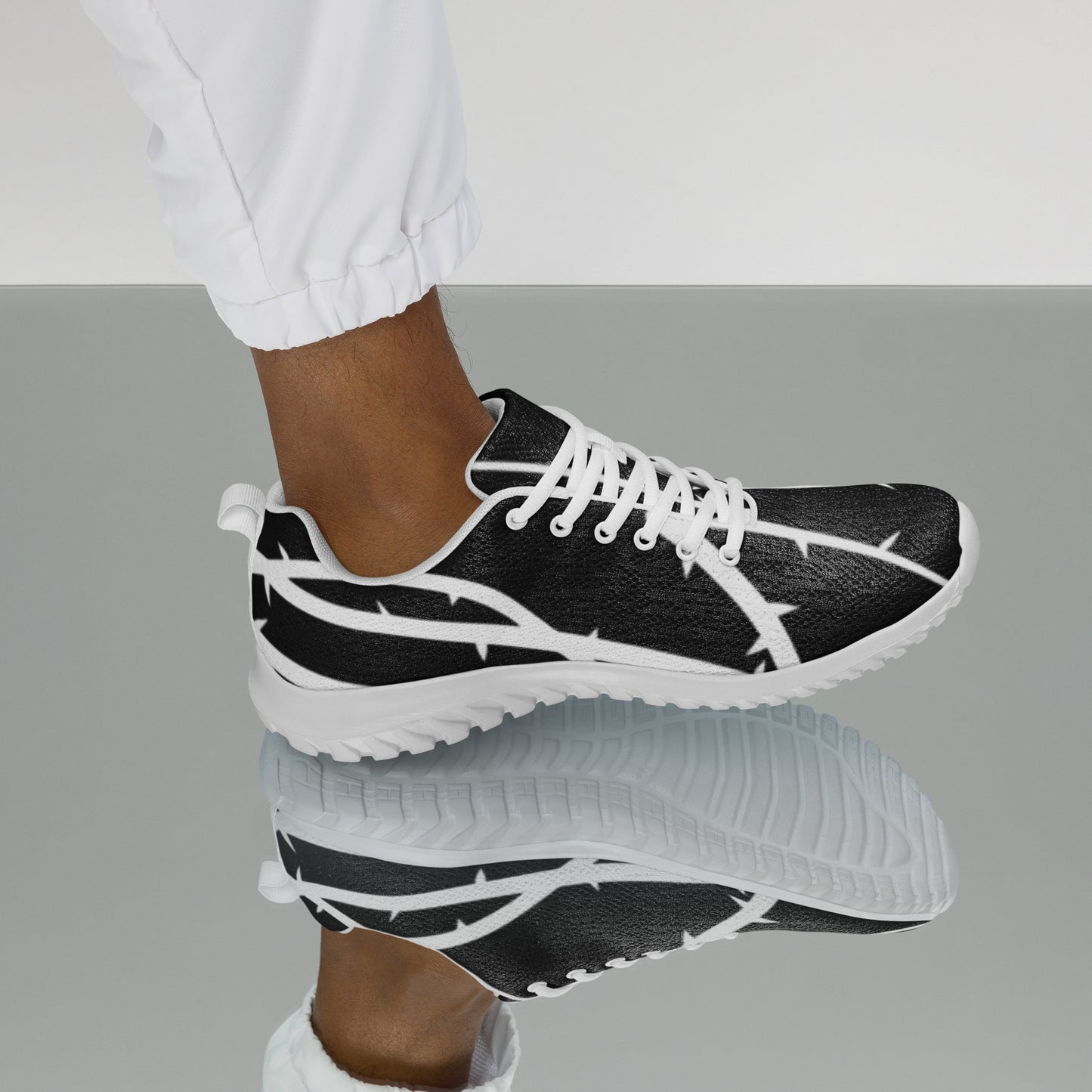 MOMM Men’s athletic shoes